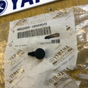 1 rivet (81E) (VK540M/ yamaha 90269-05055 90269-05039 90338-05216 vmax yfm mt xj