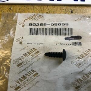 1 rivet (81E) (VK540M/ yamaha 90269-05055 90269-05039 90338-05216 vmax yfm mt xj