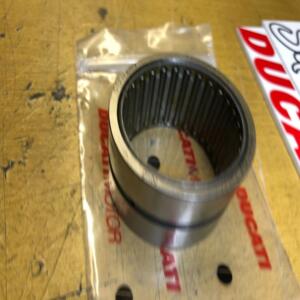 1 roulement moyeu roue ar ducati 70240061A 70240061B superbike 916 748 sps senna