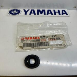 1 silentbloc yamaha 90480-01401 371-21747-00 90480-01141 90480-01141-BL 90480178