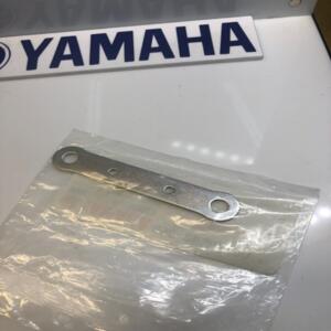 1 support boite a gant yamaha 59c-28367-00 xp 500 530 t-max 2012 2014