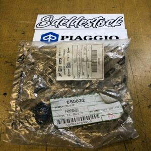 1 support clignotant avant droit piaggio 655822 mp3 250 300 400 500 ie lt
