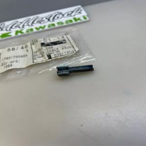1 vis réglage câble kawasaki 46055-009 kx 250 500 klr 250 500 600 kmx 125 200