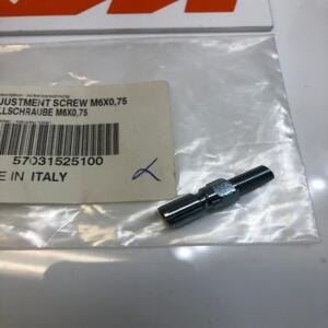 1 vis réglage câble m6x0,75  ktm 57031525100 640 620 400 duke lc4 enduro 540
