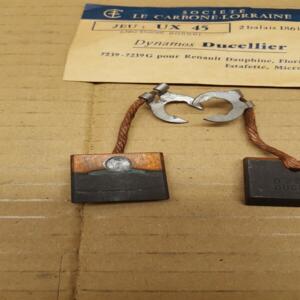 2 balais UX45 dynamo DUCELLIER 7239 Renault Dauphine Floride Estafette MICROCAR
