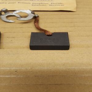 2 balais UX45 dynamo DUCELLIER 7239 Renault Dauphine Floride Estafette MICROCAR