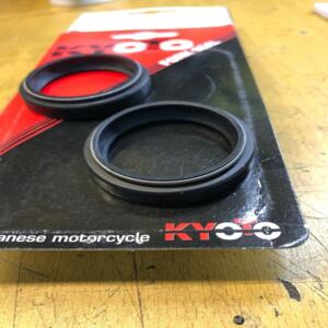 2 SPY DE FOURCHE 40X49,5X7/9.5 KYOTO  KTM 125 250 300 620 HUSABERG FC FE
