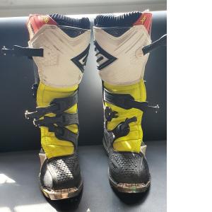 BOTTES SHOT RACE GEAR X10 TAILLE 39