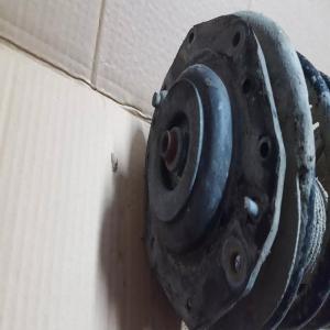 AMORTISSEUR AVANT GAUCHE XSARA PICASSO 2.0 HDI