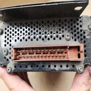 AMPLIFICATEUR DE PUISSANCE AVANT BOSE AMP 3512 AUDI A4 B6 8E REF 355019