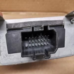 AMPLIFICATEUR DE SON AUDI A4 B7 REF 8E5035223