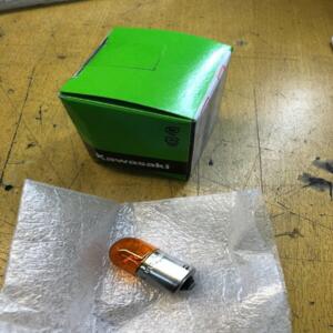 ampoule clignoatnt 12v 10 w kawasaki 92069-0058 br bx 250 ex 300 400 650 z 800
