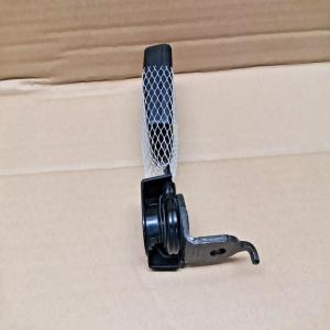 ATTACHE CEINTURE ARRIERE GAUCHE VW GOLF PLUS PHASE I SEAT ALTEA REF 5M0857753
