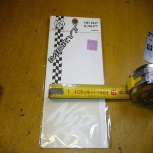 autocollant honda 50 125 NSR blanc 5,5cm x 8,5cm  DESIGN BY MERYT