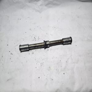AXE ROUE AVANT KAWASAKI ZR7 ZR-7 N 750 2003 (1999-2004)