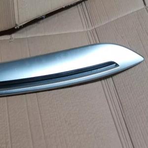 baguette chrome gauche console centrale Renault Megane IV 4 ref 969317854R