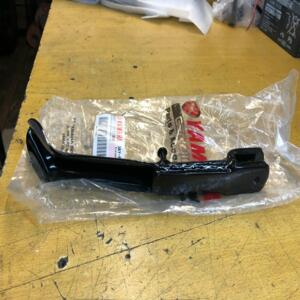 béquille latéral yamaha v 110 ze 1997 3ay-f7311-00 3ay-f7311-00-33 crypton 135