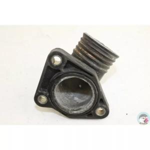 BMW 316I n°42 Bride de liquide de refroidissement