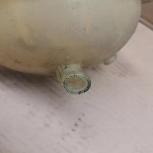 BOCAL VASE D'EXPANSION LIQUIDE DE REFROIDISSEMENT VW GOLF 4  BORA AUDI A3