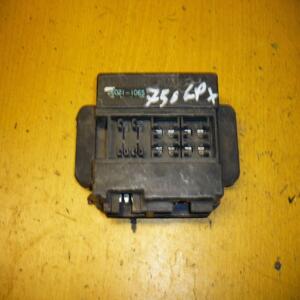 boite a fusible  kawasaki gpx 750 r f1 zx750 f1 26021-1065 59416-1057 1987 1989