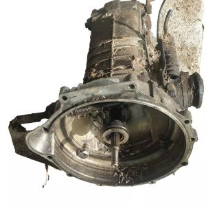 BOITE DE VITESSES MERCEDES 306L 207 L 206  Hanomag reference ZF 4DS-10/2