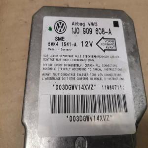 Boitier air bag VOLKSWAGEN GOLF 3 ref  1j0909608-A 5WK41541