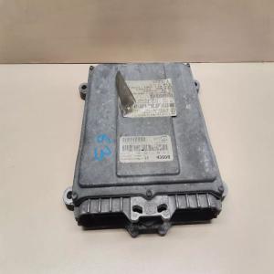 BOITIER CALCULATEUR MOTEUR IVECO DAILY 2.8 JTD REF 28RTE738 0281001537 500332361