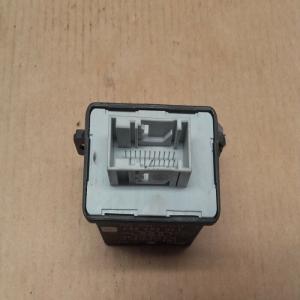 BOITIER MODULE PHARE VW GOLF V 5 Skoda Octavia  1T0907357 5la008379-60