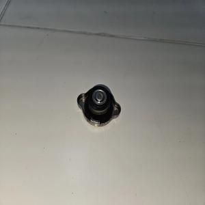 BOUCHON RADIATEUR PEUGEOT LXR 125 2010 - 2014