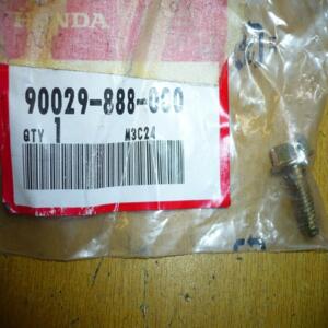 boulon bride 6x16 honda 90029-888-000 cb 600 f honet cbf 600
