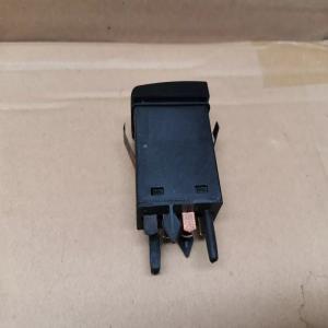 Bouton dégivrage de vitre arrière pour New Beetle 1C0959621