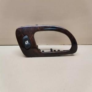BOUTON LEVE VITRE AVANT DROIT Peugeot 607 9635733580 *