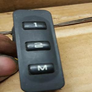 bouton memoire siege PEUGEOT 807 C8 LANCIA