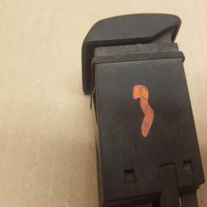 Bouton warning feu de detresse Volkswagen Golf 2