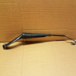 BRAS ESSUIE GLACE AVANT DROIT  PEUGEOT 307 ref 9653276980