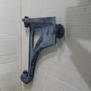 Bras triangle inferieur droit passager Renault Twingo de 93 A 07