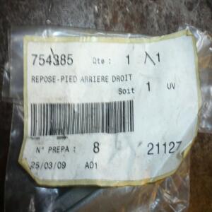 cale pied origine arriere gauche  peugeot  xp6 50 XPS 125 CT 754385