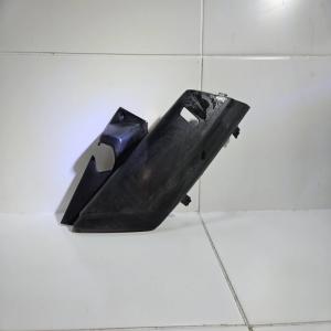 CARENAGE CALE PIED YAMAHA XMAX X-MAX MBK SKYCRUISER 125 2006 - 2009
