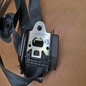 Ceinture sécurité avant droite passager VW Golf V 5 ref 1k4857706aa