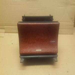CENDRIER BOIS MERCEDES A IDENTIFIER