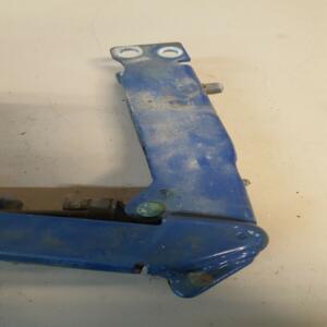 Charniere de porte arriere coffre gauche MERCEDES VIANO VITO w639