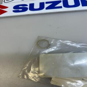 circlip suzuki 08331-31146 08331-3114A an ap as dl dr-z gsx gsxr K10 K11 K15 rf