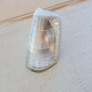 CLIGNOTANT GAUCHE CONDUCTEUR PEUGEOT  405 signalvision  10840