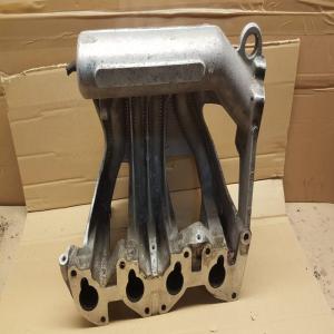 COLLECTEUR ADMISSION AIR RENAULT MEGANE 1.6 8 soupapes 7700107573