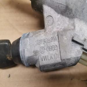 COLONE DE DIRECTION AVEC NEIMAN ET CLE VOLKSWAGEN GOLF 3 REF 357905851