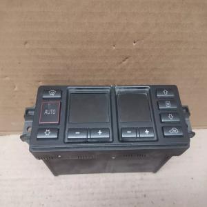 COMMANDE BOUTON DE CHAUFFAGE CLIMATISATION AUDI A3 8L0820043