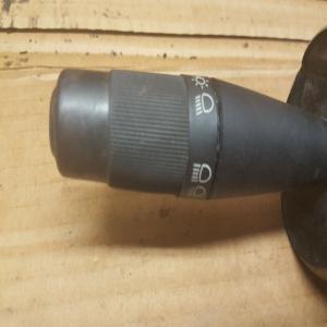 Commodo d'éclairage phare clignotant klaxon Peugeot 205