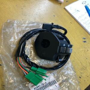 commodo gauche kawasaki bn 125 a1 1998 eliminator 46091-1684