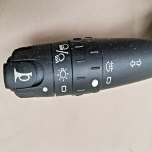 COMMODO PHARE CLIGNOTANT KLAXON ANTIBROUILLARD PEUGEOT 406 806 XSARA REF 251259