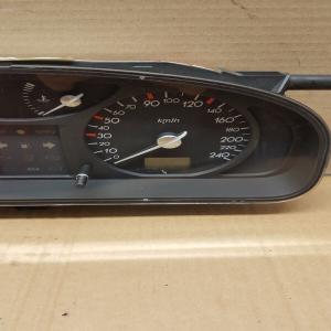 Compteur de vitesse Renault Laguna 2 1.9 DCI  ref 8200002216